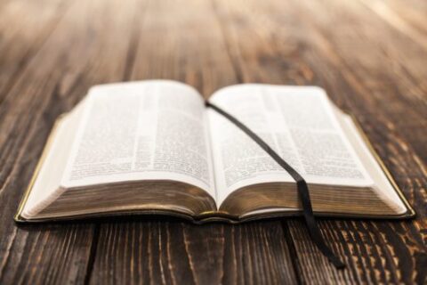 IL RUOLO DELLA BIBBIA NELLA CHIESA (e nella vita del credente)